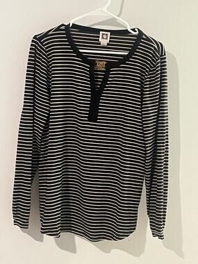 Anne Klein Black White Striped Top Gold Lion Hardware Long Sleeve Size Large
